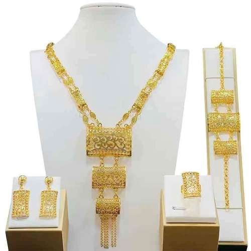 Hollow Golden Ladies Wedding Necklace Earrings Ring Bracelet Four Pieces Jewelry