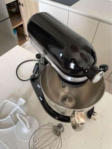 Kitchen Aid Artisan Mixer