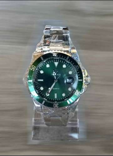 Men's watch with day function