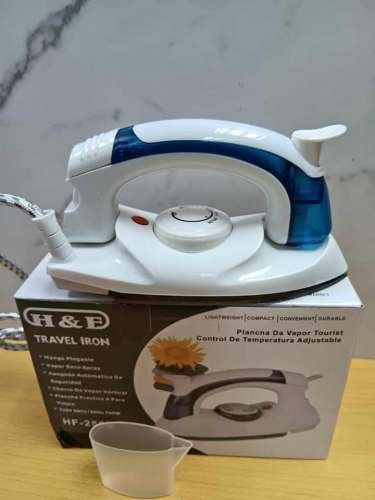 Foldable steam travel iron