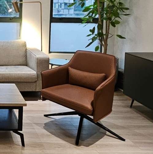 Leather Chair with Swivel (2 available) HK1,800   In st
