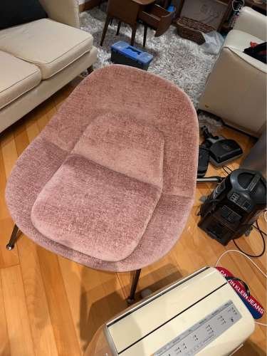 Designer chair, nearly new condition