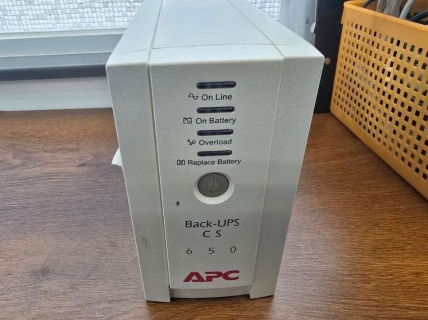 APC Back UPS 650v