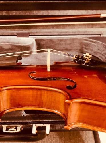 Yamaha v10 full size violin 