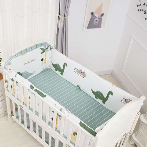 Children's crib bumper