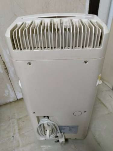 Hyundai dehumidifier