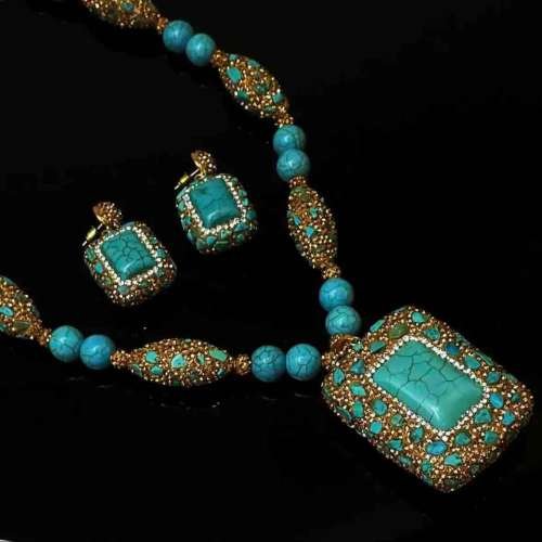 Necklace set