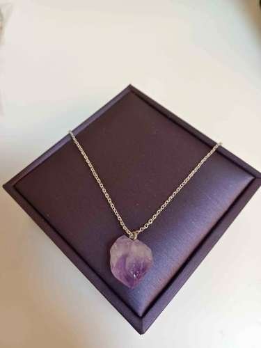 Natural amethyst pendant necklace