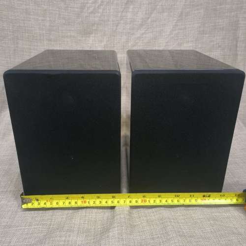  SL30 stand mount loudspeaker