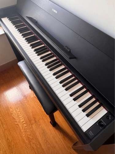 YAMAHA YDPS52 Electronic Keyboard