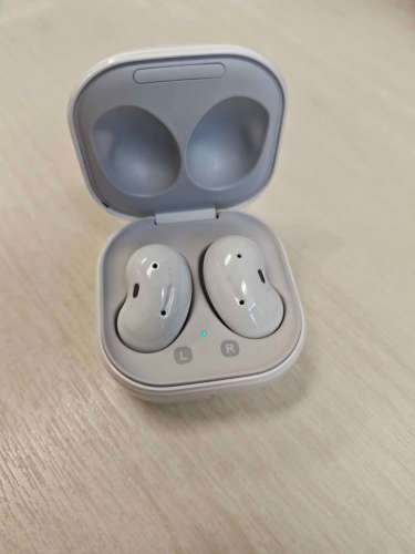 Samsung Galaxy buds