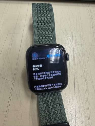 Apple Watch SE 44mm (96 battery health)