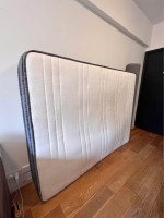 Mattress  Queen, brand Emma