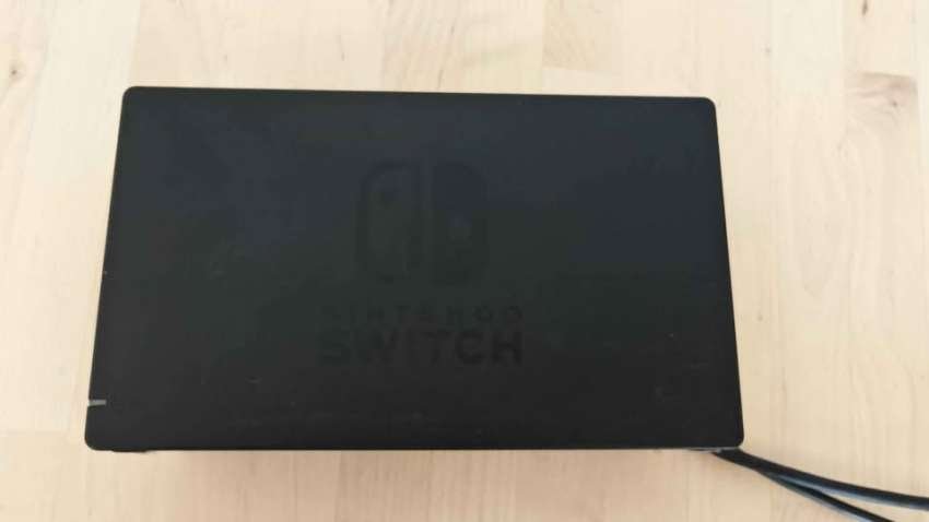 Switch full set with 2 extra controllers