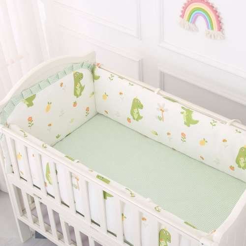 Children's crib bumper