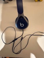 EAR HEADPHONES