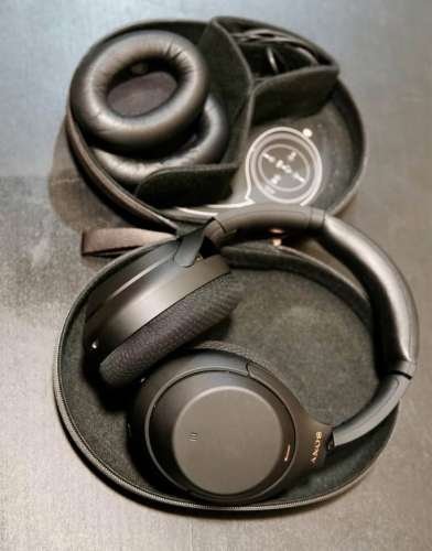 Sony WH1000xm4 Noise Cancelling Headphones