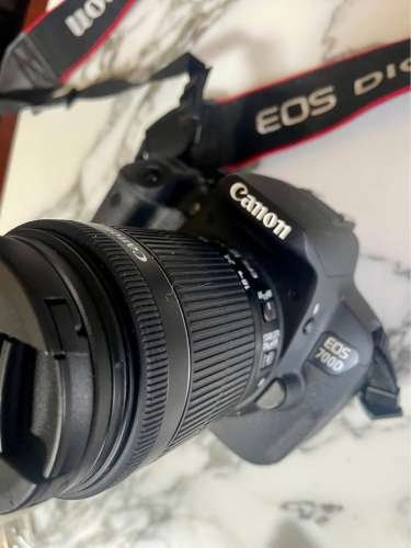 Canon eos700d
