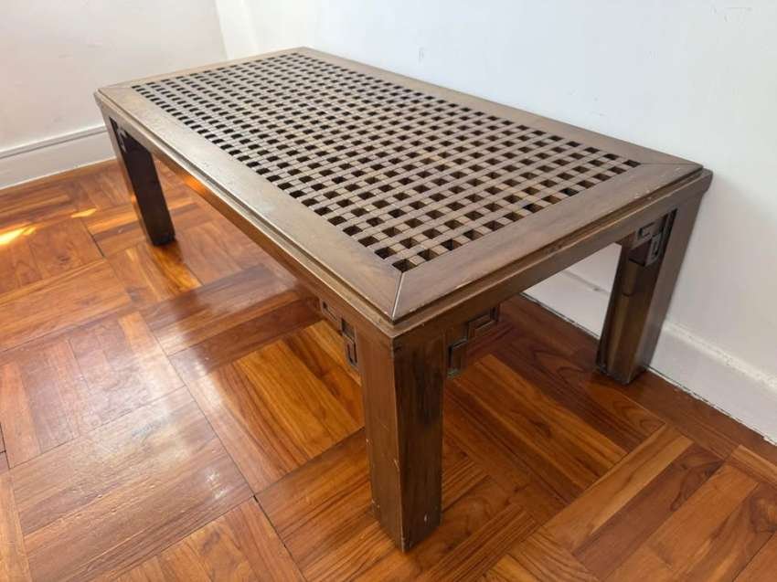 SOLID WOOD COFFEE TABLE