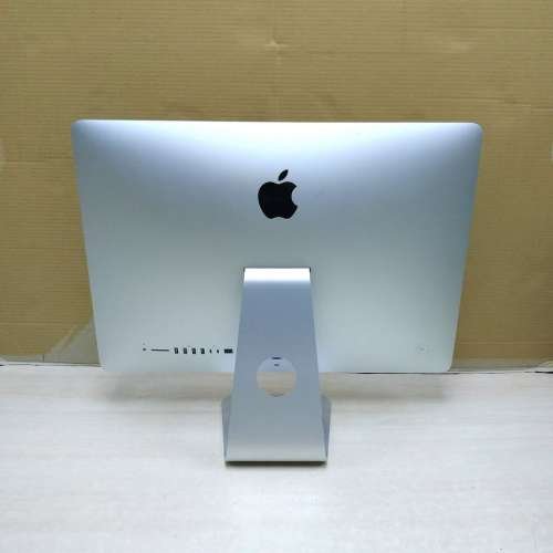iMac 215inch 2019