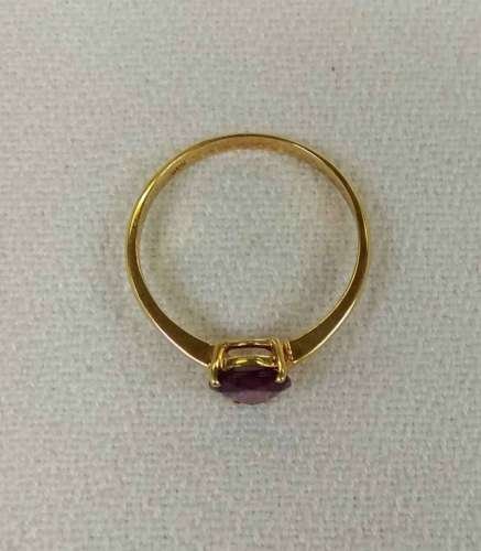 14K Yellow Gold Garnet Ring