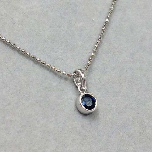 18K 750, 040ct 12x5mm (089g), 