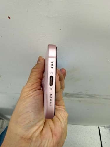 IPhone 15 256GB