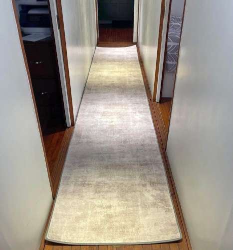 Hallway carpet