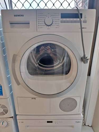 Siemens iq300 dryer