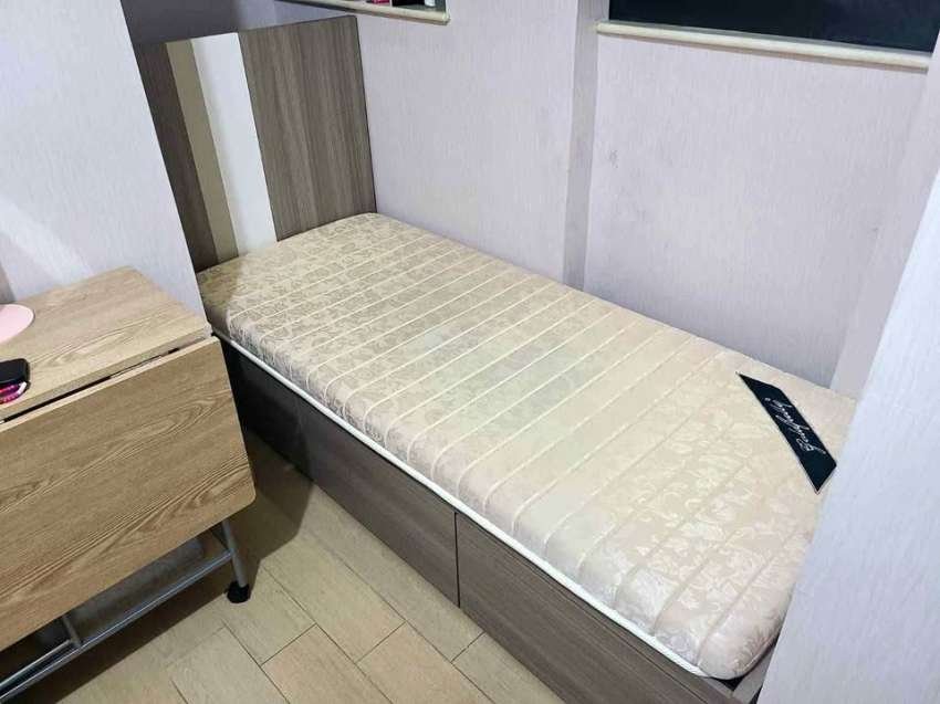 FREE SINGLE BED WITH MATTRESS AND 3 DRAWERS