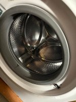 Whirlpool 7kg inverter washing machine with a white body