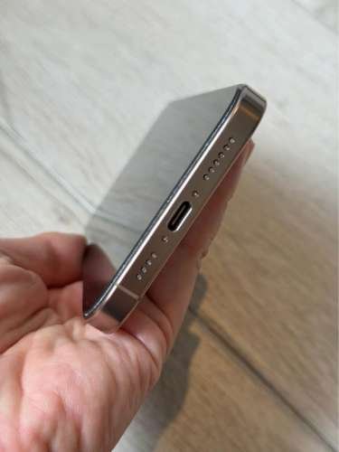 iPhone 16 Pro Max Dessert Titanium 256GB