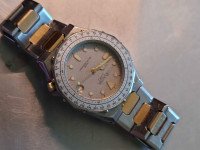 VINTAGE Bulova Quartz Diver 33mm