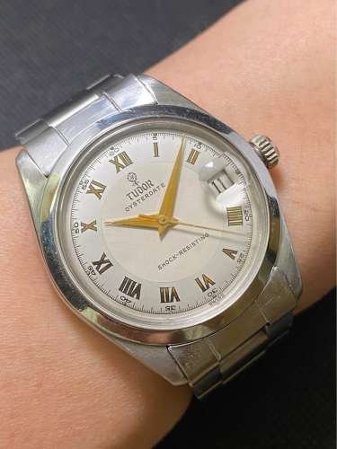 Small Rose hand wind watch