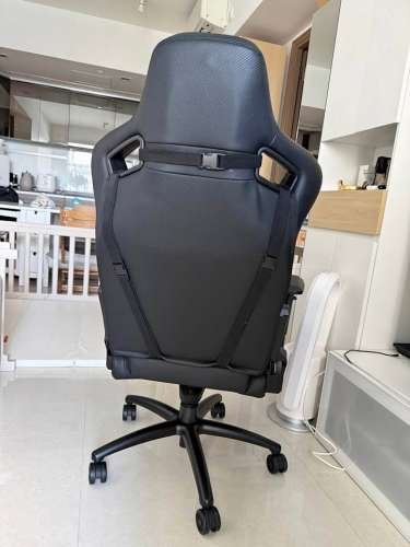 Anda Seat Gaming Chair