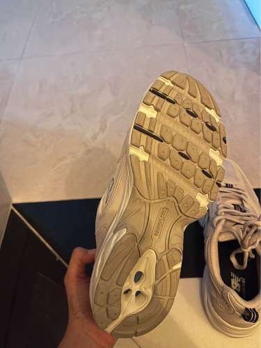 New Balance 530 Beige