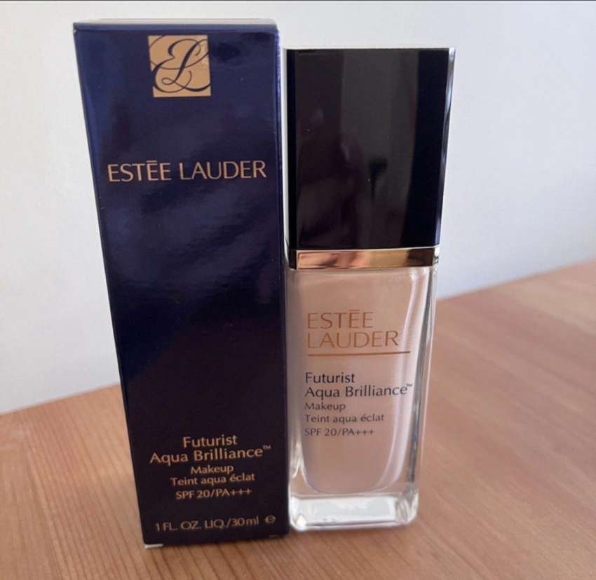 Makeup with intense moisture fusion Hong Kong
