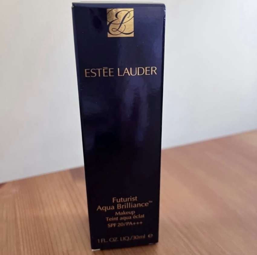 Makeup with intense moisture fusion Hong Kong