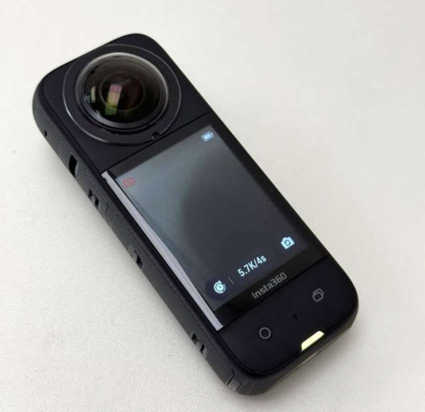 Insta360 X3 
