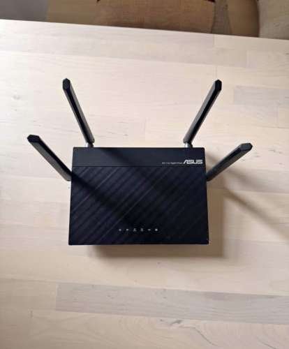 AC1300 Dual Band Gigabit WiFi Router