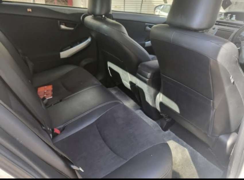 2012 Toyota prius 18