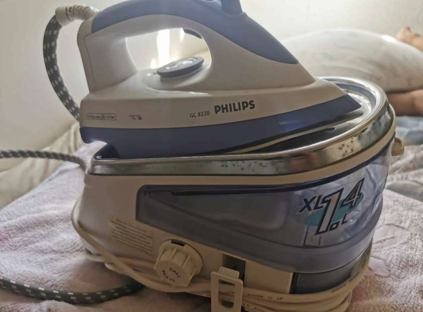 Philips iron