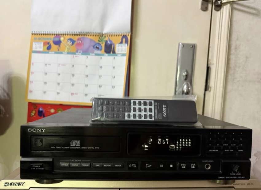 SONY CDP M11CD