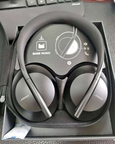 Bose 700 Brand New Unopened Wireless EarphoneBlack Touch Bluetooth Earphone